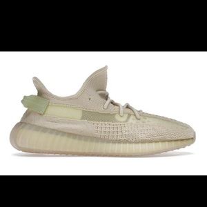 Yeezy 350 V2